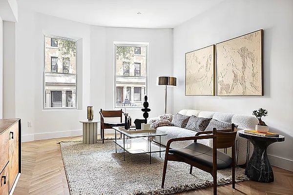 1st image of 590 6th St APT 1L