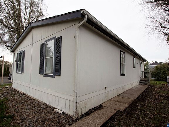 2nd image of 5050 Columbus St SE Unit 206