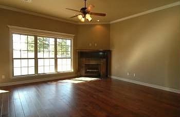 5th image of 4006 Lantern Hill Dr