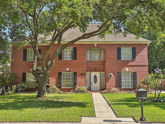 2nd image of 3311 Amber Forest Dr