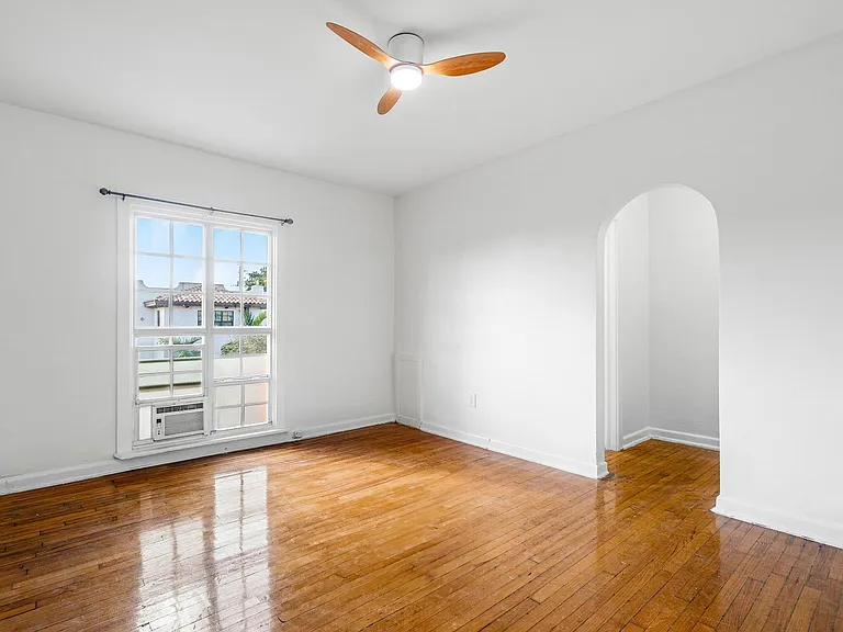 Park Place Apartments — Photo 6