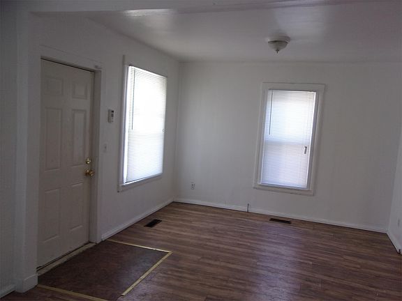 2nd image of 633 Raymer Blvd