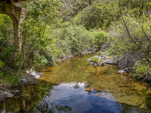 2233 Bluford Rd, Platina, CA 96076