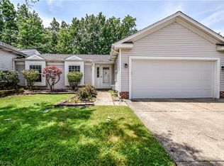 7080 Cross Creek Dr, Mentor, OH 44060