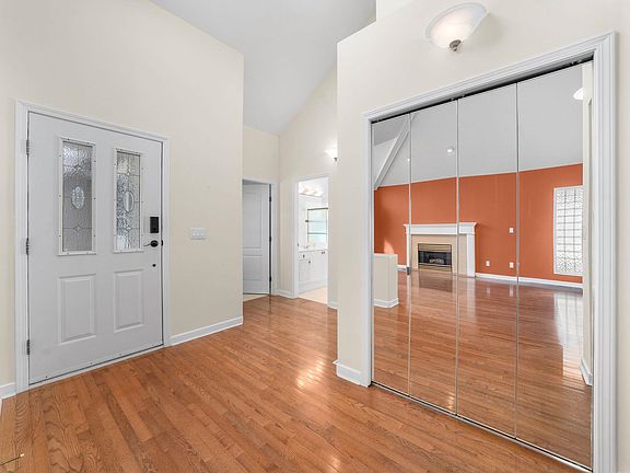 5th image of 15046 Semiahmoo Pl