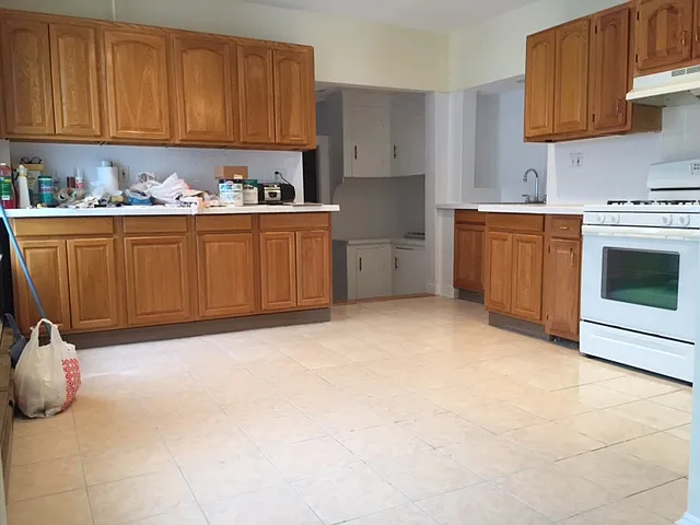 21 Lothrop St #1 — Photo 6