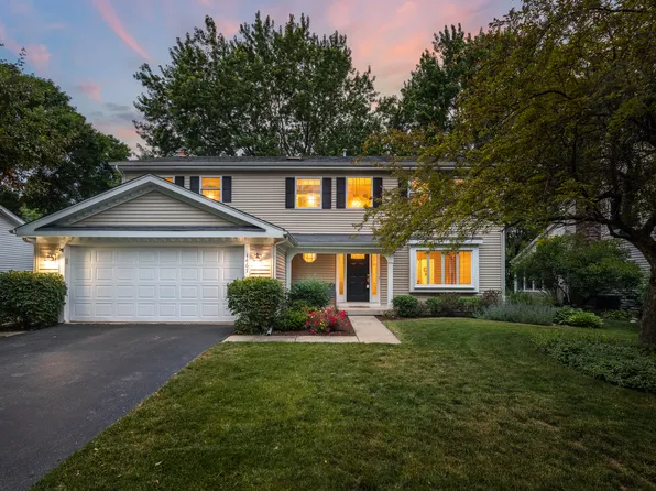 1467 Inverrary Dr, Naperville, IL 60563