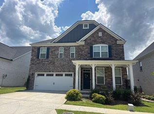 2057 Elk Springs Dr, Hermitage, TN 37076