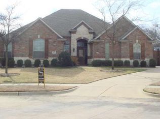 503 Lusino Ct, Grand Prairie, TX 75052