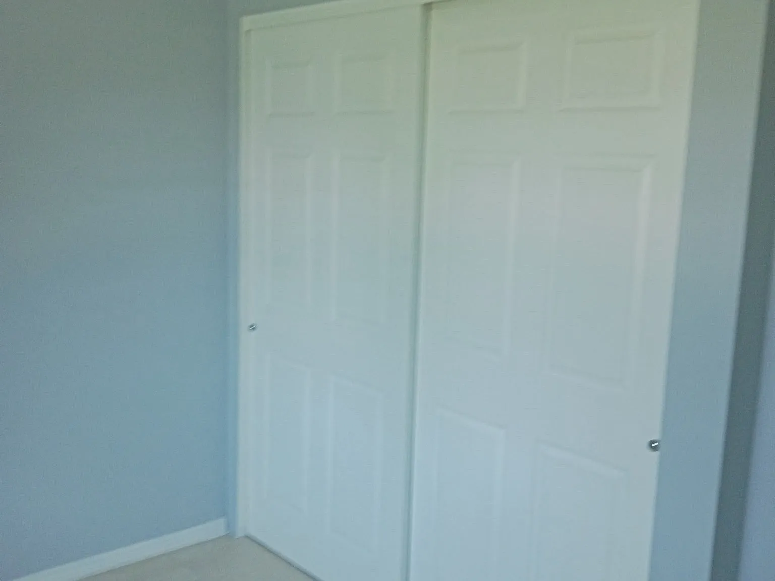 3 bed, 1960 sqft, $2,100 — Photo 4