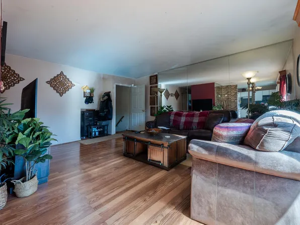 73B Oxford Vlg #73B, Egg Harbor Township, NJ 08234