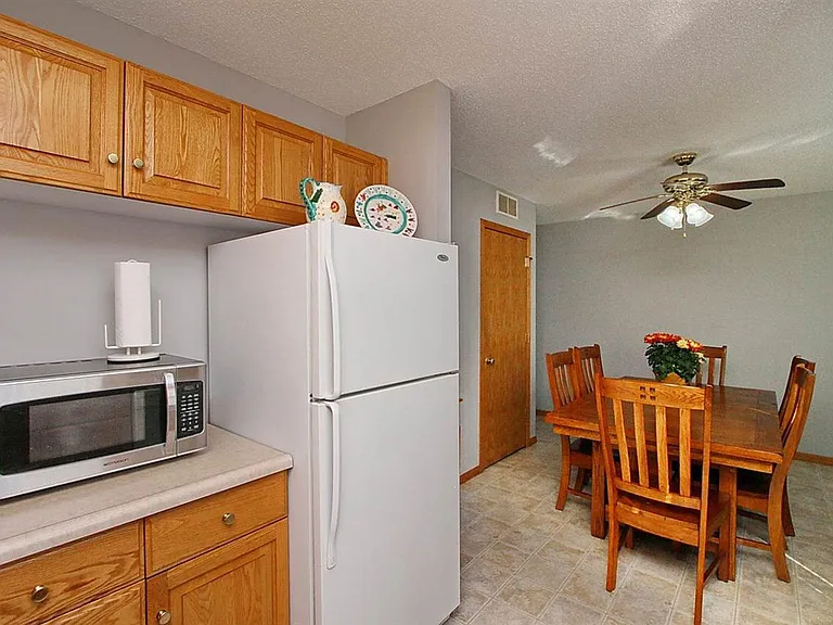 2503 Aster Ave — Photo 13