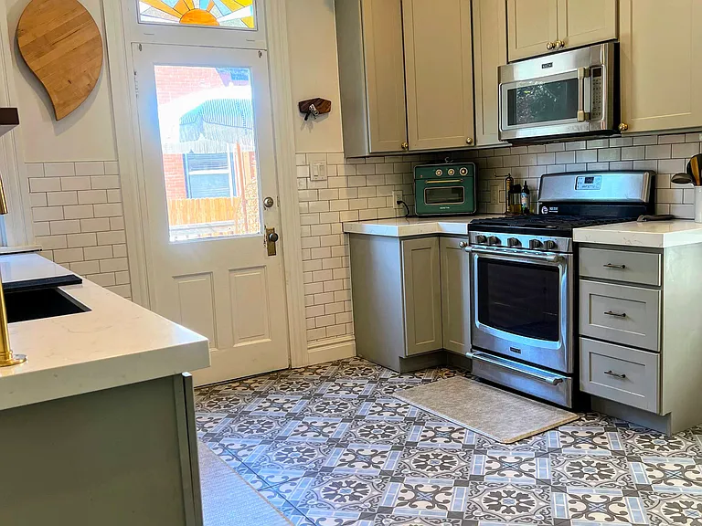 2135 E 12th Ave — Photo 9