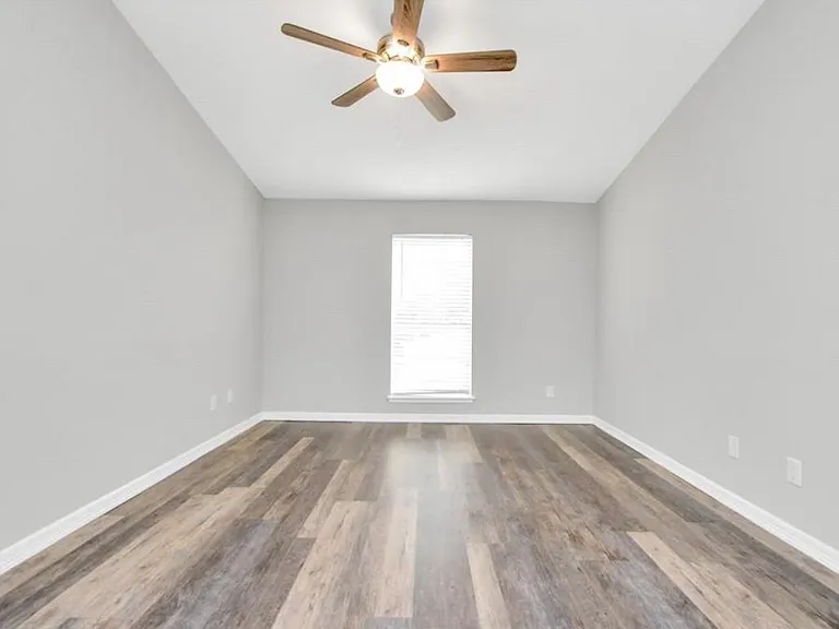 10101 S Gessner Rd #811 — Photo 31