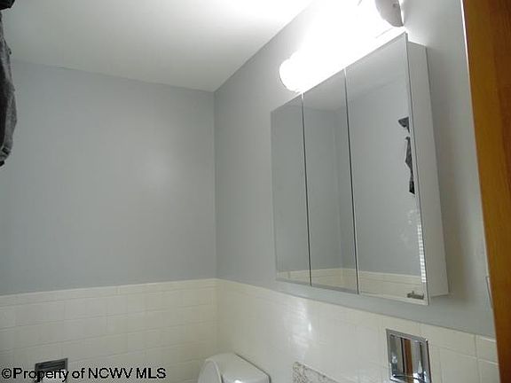 5th image of 117 Fairlawn Dr