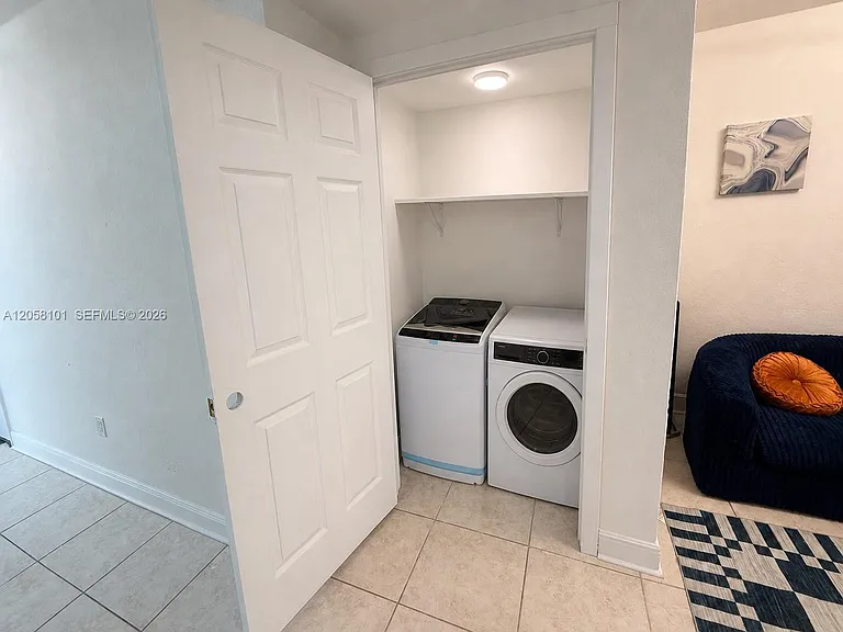 951 Jefferson Ave #2 — Photo 7