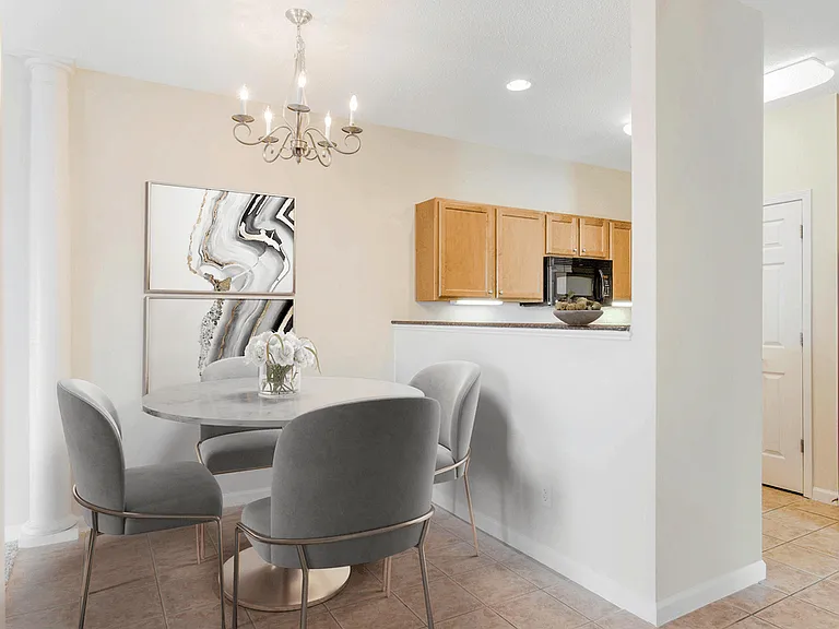 Ashley Court Apartments — Photo 35