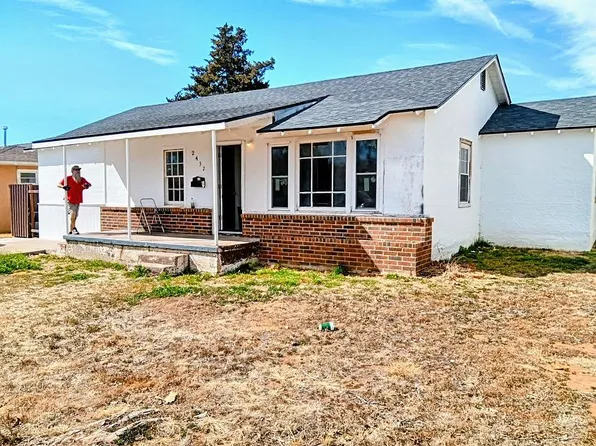 2432 Sheldon St, Clovis, NM 88101