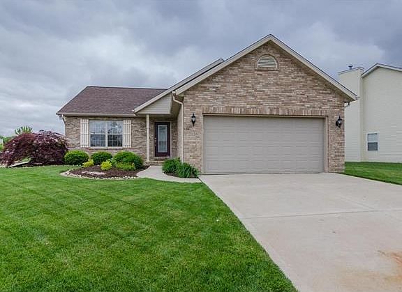 Wonderful Corner Lot, Inviting Entry