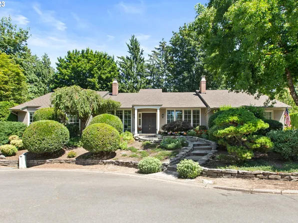 7 Cellini Ct, Lake Oswego, OR 97035