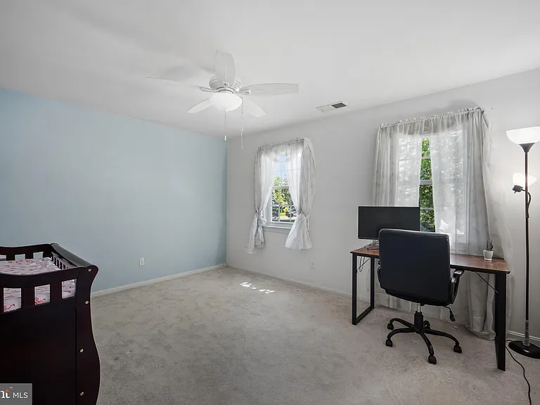 9405 Chatteroy Pl — Photo 22