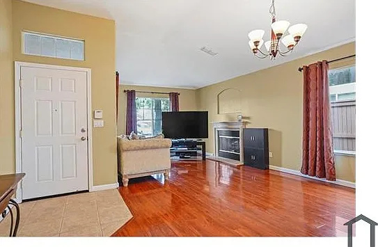 3 bed, 1950 sqft, $3,250 — Photo 2