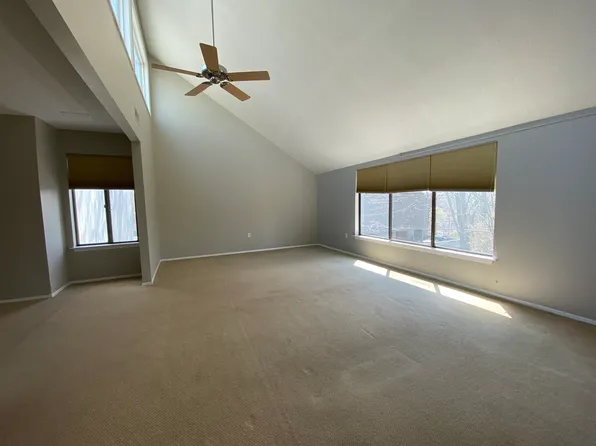 7 Redwood Ln, Ridgefield, CT 06877