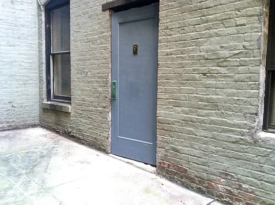 Rented by Cooper & Cooper Real Estate | media 22