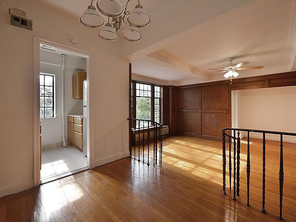 3rd image of 20 Continental Ave APT 3P