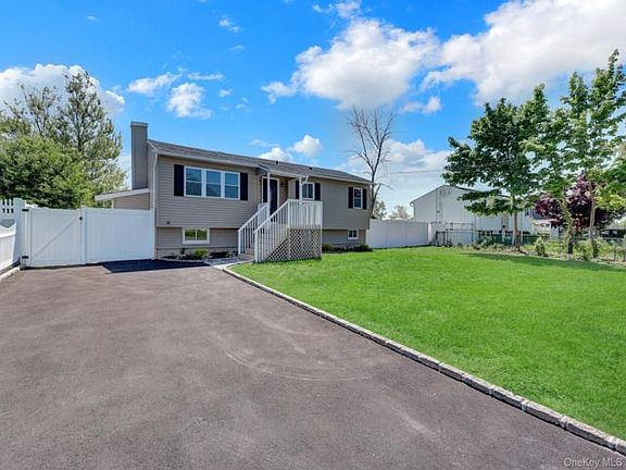 2nd image of 3107 Gull Ave