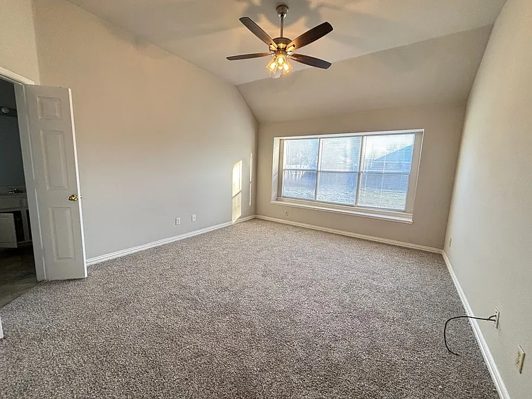 2601 Coffey Dr — Photo 28