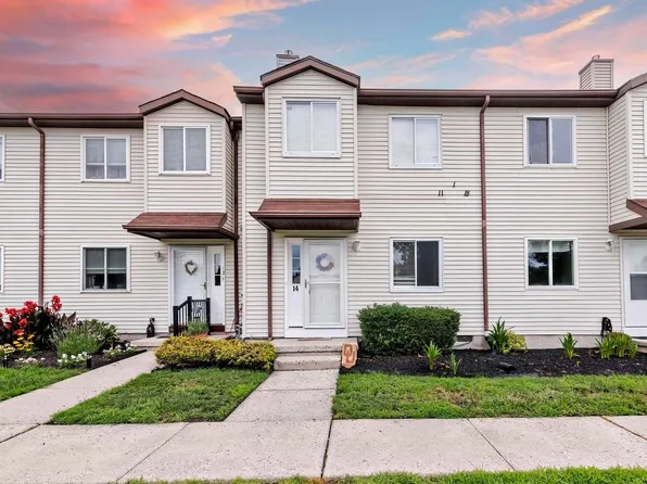 14 Jamestown Blvd #14, Hammonton, NJ 08037