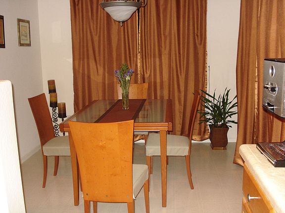 breakfast nook