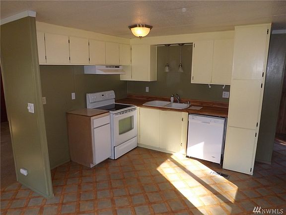 4th image of 12818 Burchard Dr SW