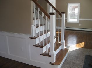 733 N Main St, Attleboro, MA 02703