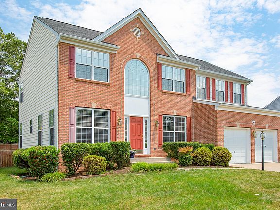 2nd image of 43 Lansberry Park Dr