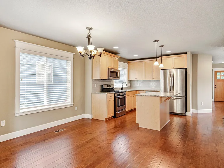 6145 SE Woodstock Blvd — Photo 10
