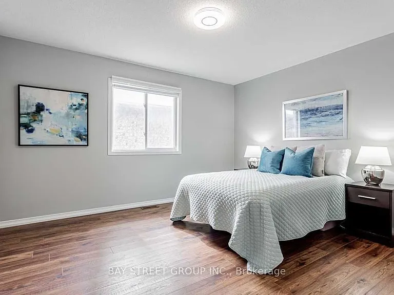 30 Delattaye Ave — Photo 23