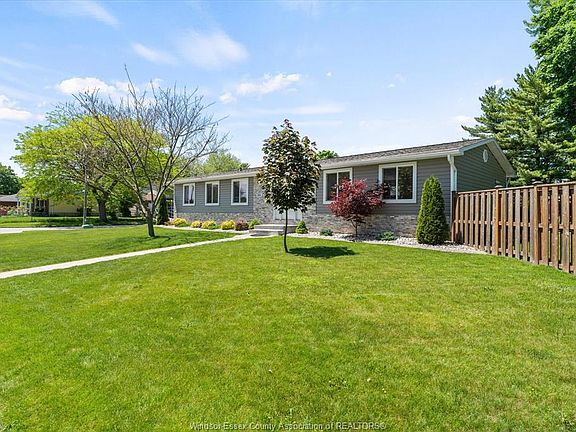 3rd image of 2895 Stillmeadow Rd