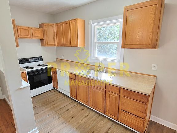 4th image of 58 McOwen St
