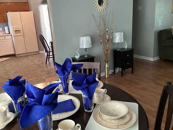Dining area looking in kitchen