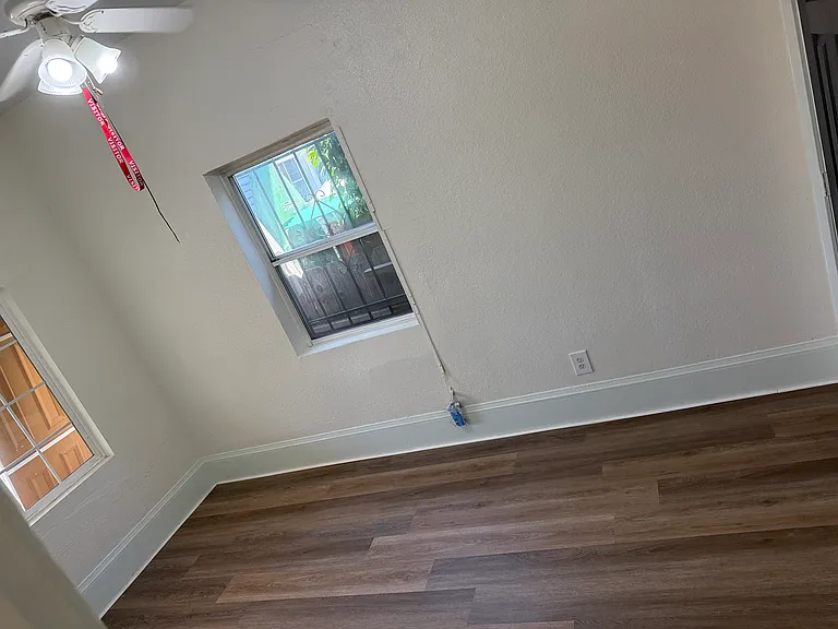 1930 87th Ave #2MIDDLE — Photo 6