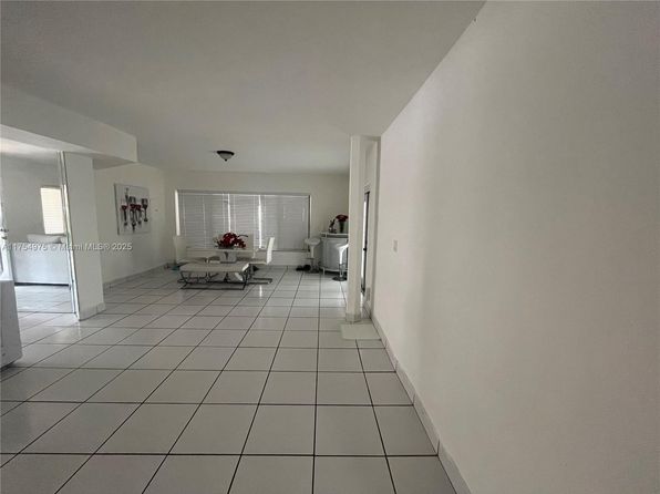 hialeah-florida-342829642 picture