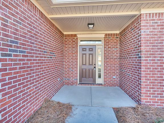 2nd image of 105 Lacy Ct