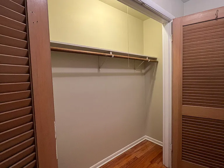 1118 Greenleaf Ave #1-B — Photo 23