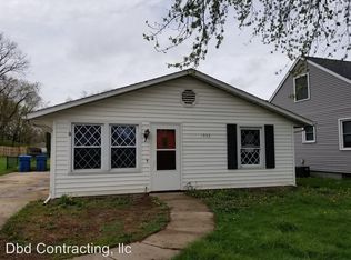 1932 Medford Dr, Fort Wayne, IN 46803