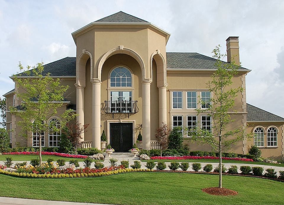 Your friends and family will appreciate this beautiful exterior & circle drive