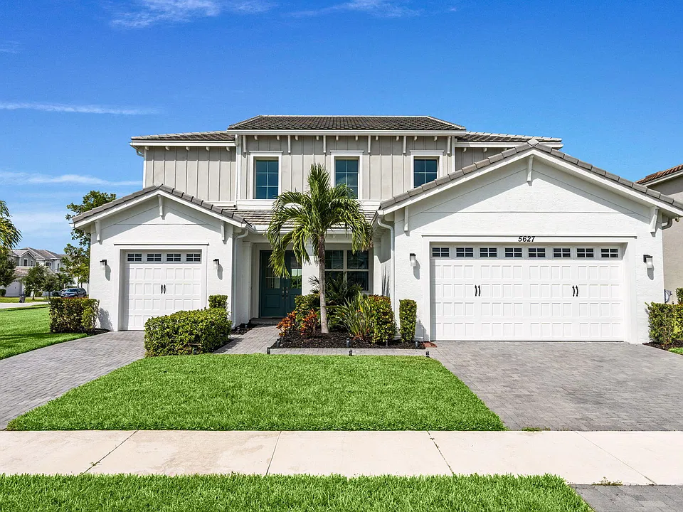 5627 Opal Dr