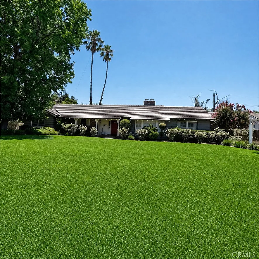 4 bed, 2901 sqft, $6,500 — Photo 1