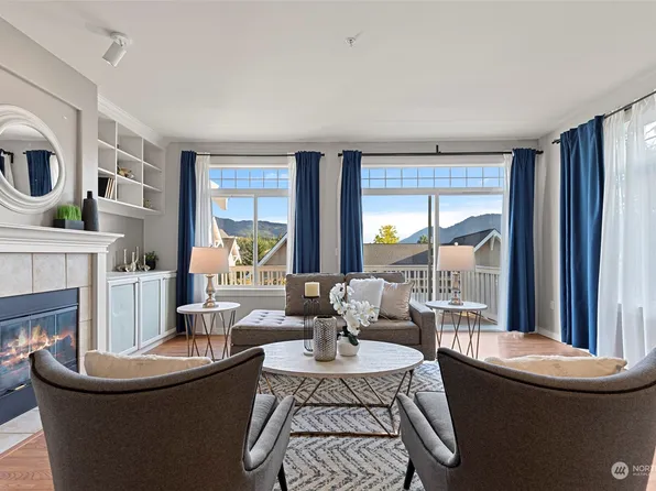 23120 SE Black Nugget Rd #Q1, Issaquah, WA 98029